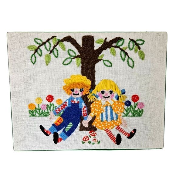 Vintage 1975 Raggedy Ann & Andy Mushroom Crewel Needlework Embroidery Wall Art - Picture 1 of 7